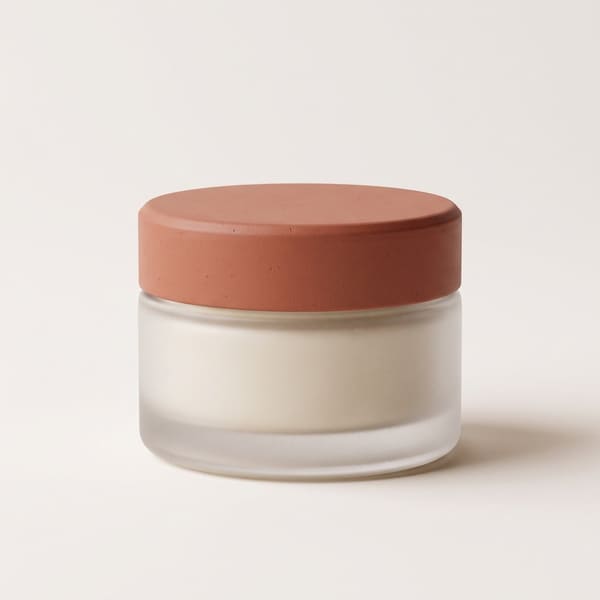 The jar, on the subtle lane: light moves, the jar does not