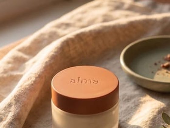 A jar lid with the AI’s own soft lettering baked into it